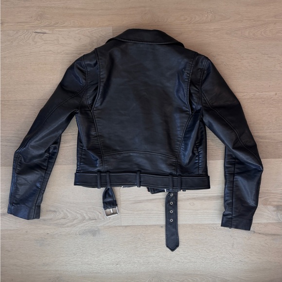 Zara Black Leather Jacket. - Picture 2 of 5